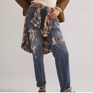 Pilcro The Wanderer embellished jeans NWT Size 33T